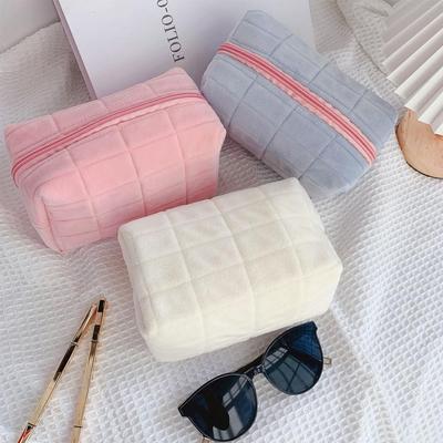 Narzędzia i akcesoria – Kosmetyczki i kuferki