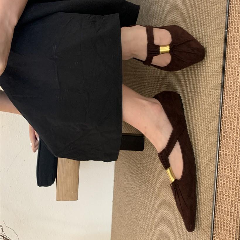 2025 Korean Version of Fashion Versatile Temperament Small Leather Shoes Autumn New Daily Commuter Shoes