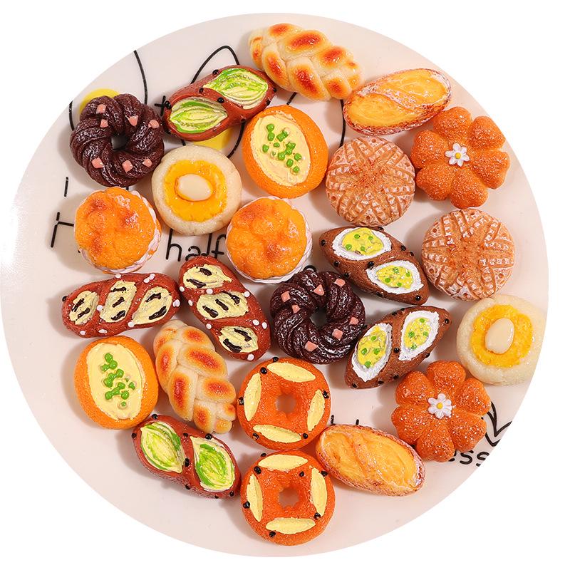 Miniature Cream Bread Simulation Toy Cake: DIY Resin Accessories for Children's Pretend Play and Handmade Projects.