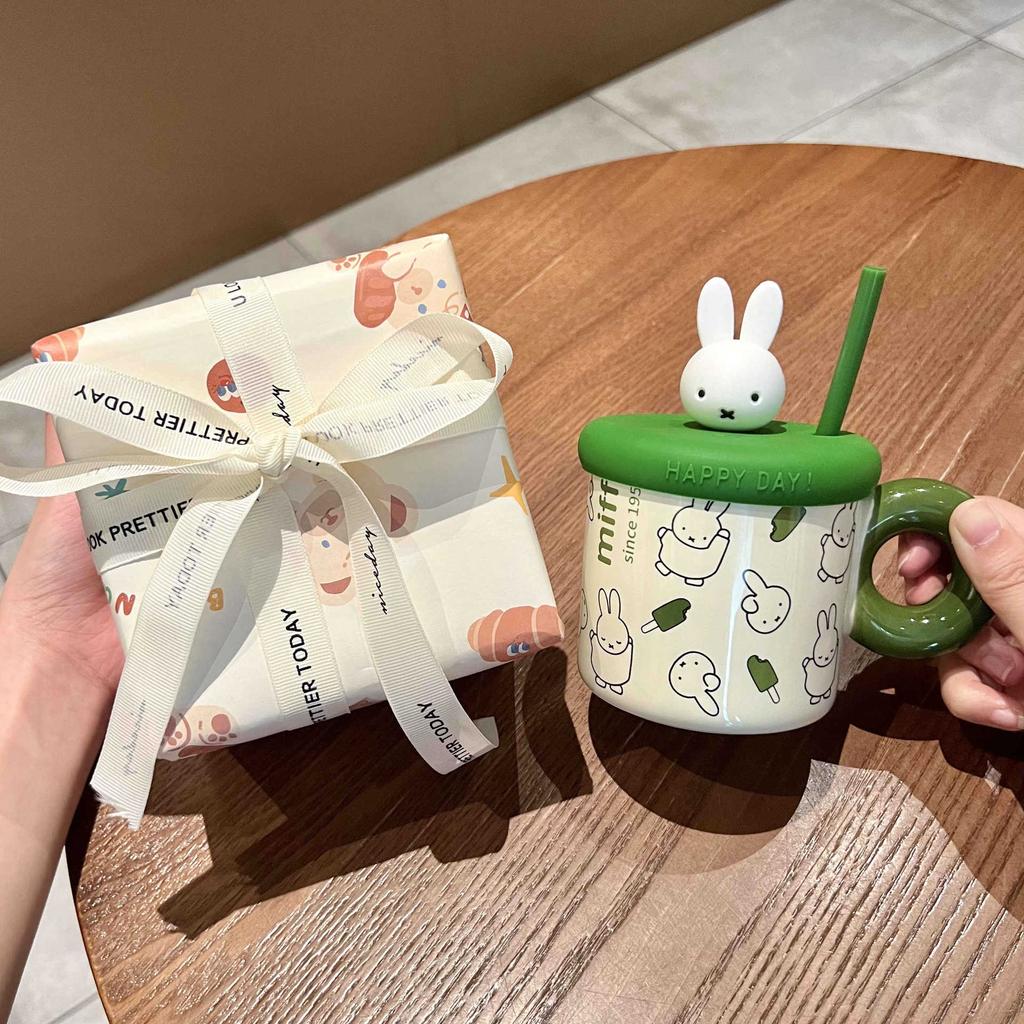 Slaměný pohár na vodu pro dívky s vysoce hodnotným keramickým hrnkem jako dárek k narozeninám pro nejlepší kamarádku