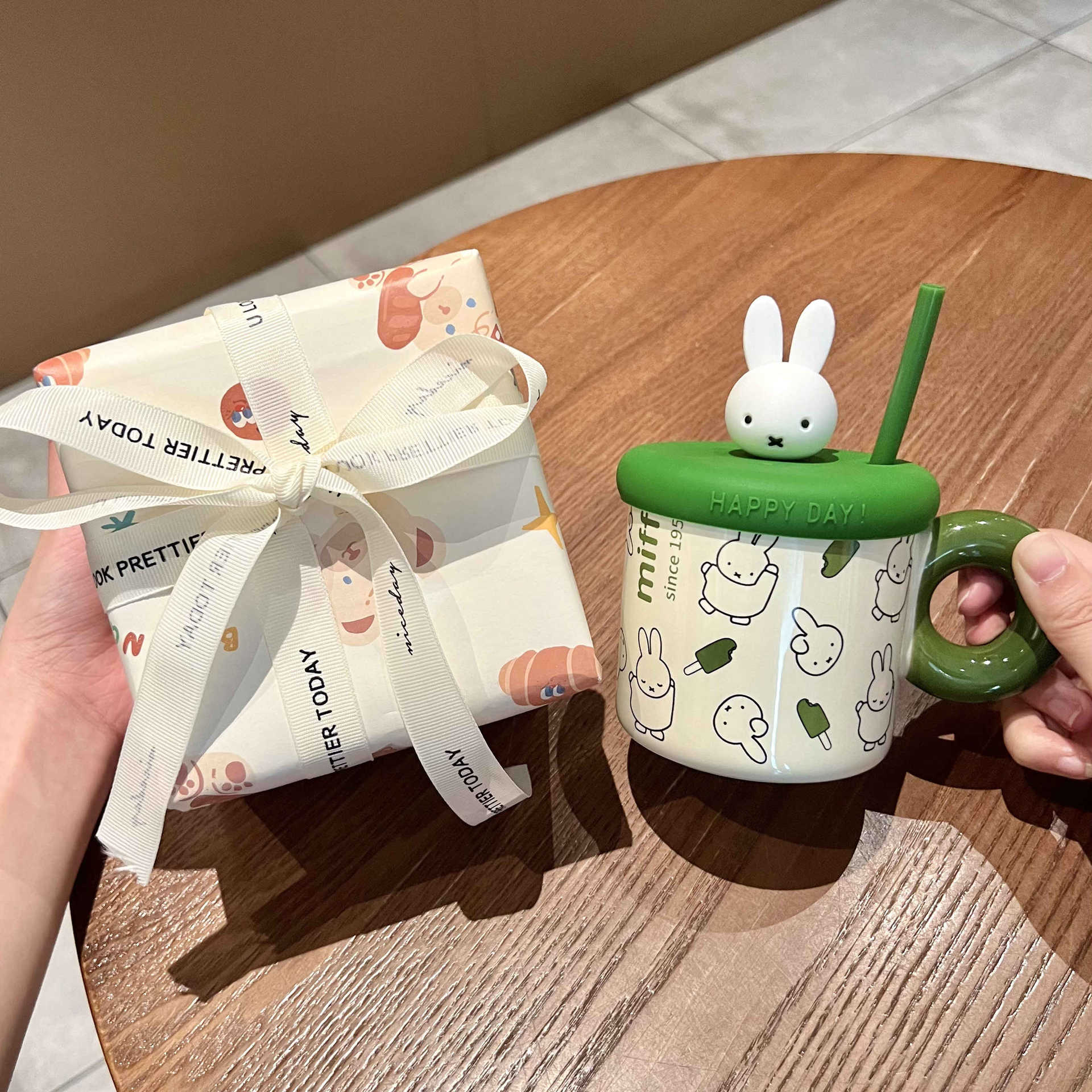 Baifenbai Home Furnishing Girls White Give Birthday Gifts, Cute Miffy Rabbit Straw Water Cup, Couple Ceramic Mug, Friend Souvenir Gift Box.