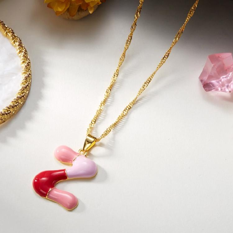 Lebendiger Buchstabenanhänger Legierung Halskette Party Wear Essential Zarte Schlüsselbeinkette Geschenk für Freund Geburtstage