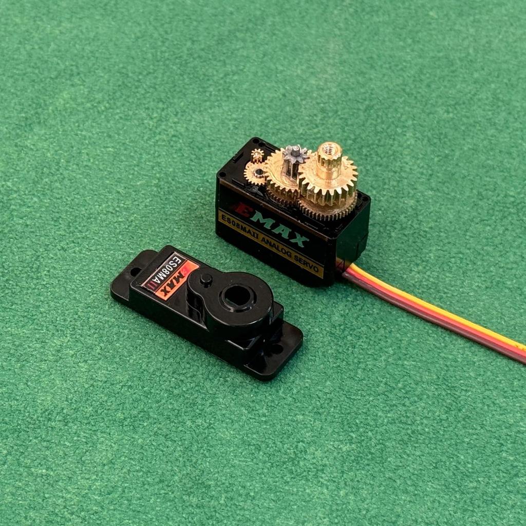 Micro Servo EMAX ES08MA II, Servo Analógico de Engranaje Metálico de 12g para Modelos RC, Brazos Robóticos, Proyectos STEM y Raspberry Pi (Paquete de 4)