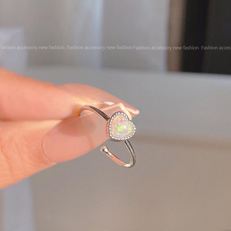 Bague élégante en zircon argenté pour femmes - Design ouvert, polyvalente et stylée