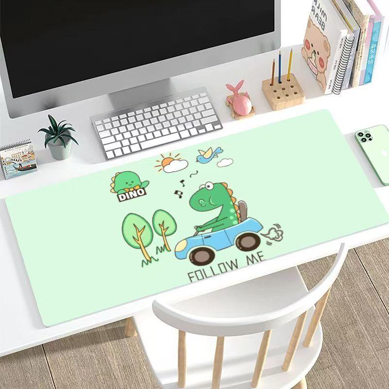 Cartoon-Illustration Mauspads Übergröße Niedliches Mädchen Schlafsaal Computertischunterlage Große Tastaturunterlage