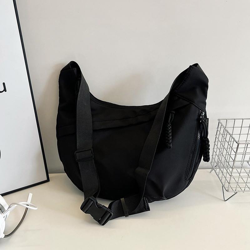 

Fashionable Commuter Large Capacity Shoulder Bag For Women 2024 Spring Casual Tote Bag Korean Style Underarm Bag чёрный