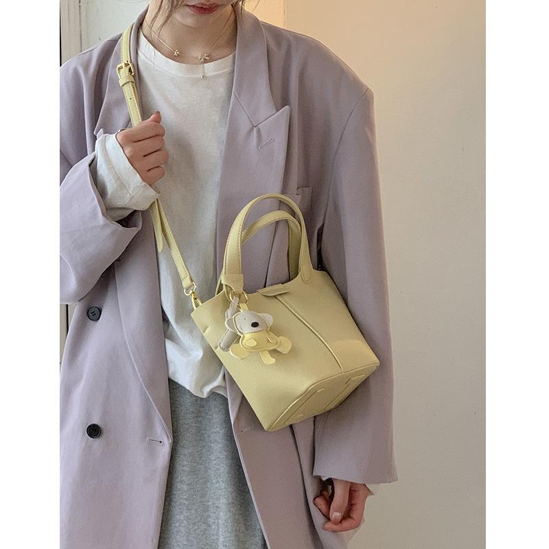 French Niche Design Handbag, Fashionable Bucket Bag, High-end Texture, Versatile Crossbody Bag