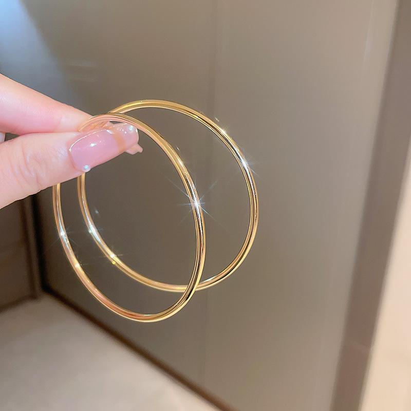 Silver Needle Exaggerated Open Circle Plain Circle Earrings Premium Sense Metal Wind Earrings Retro Temperament Earrings
