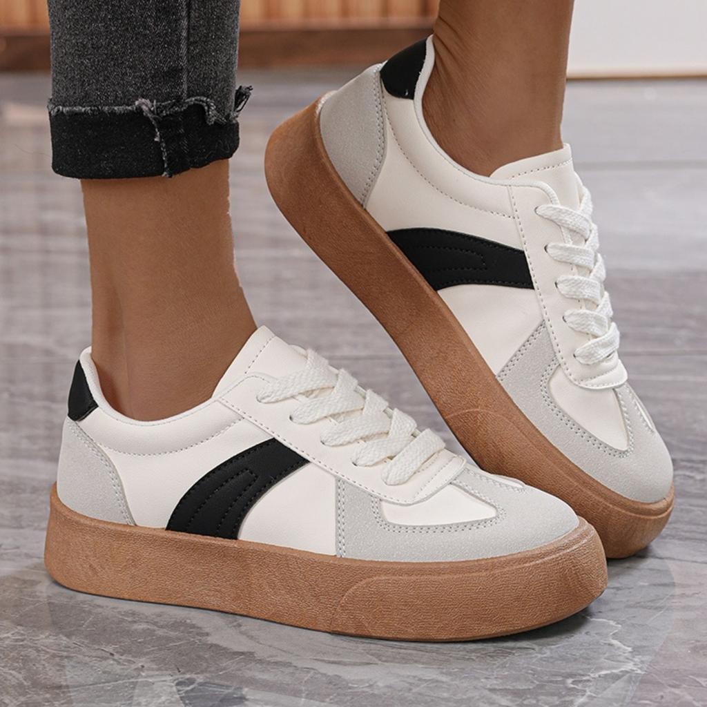 Suitable for All Seasons  Fashion Versatile White Shoes Lightweight, Casual, Comfortable Thick Bottom with Increased Height for Outdoor Hiking Wear
