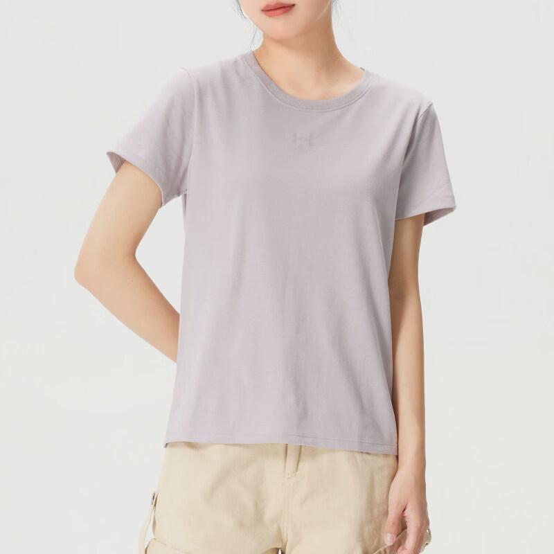 

Under Armour Women s Sportstyle Short Sleeve T-Shirt L