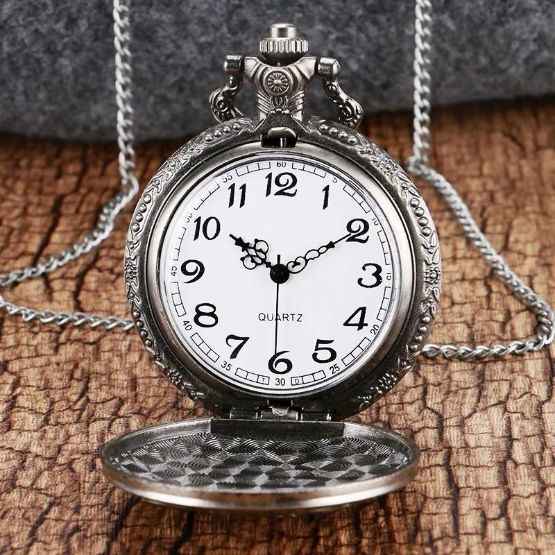Cosplay Vintage Pocket Watch Anime Game Figure Wolf Head Quartz Watches for Fans Gifts