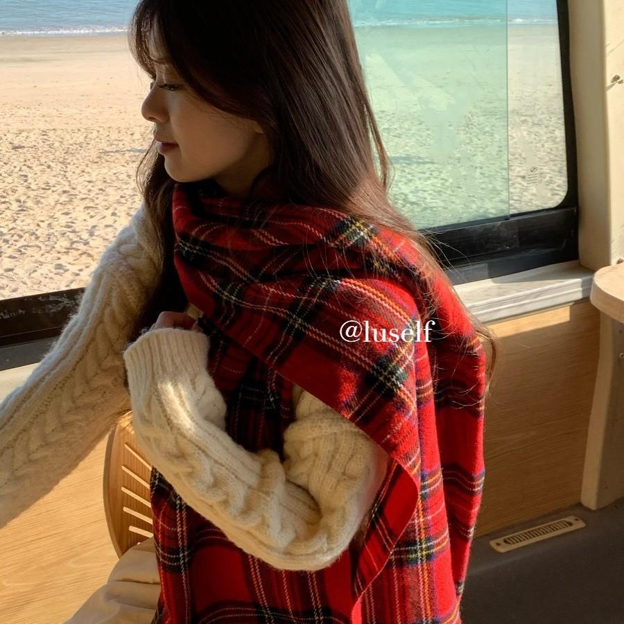 Korean Christmas Red Plaid Scarf for Women Winter Warm Retro High End New Year Gift Scarf Shawl for Students