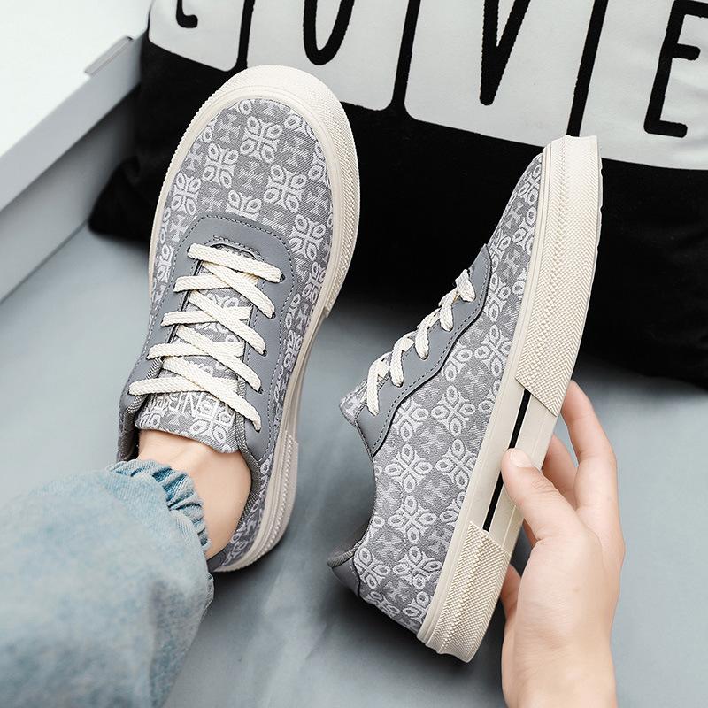 Summer new 2025 fashion versatile personalized men's shoes campus style niche design student shoes outdoor skateboard shoes