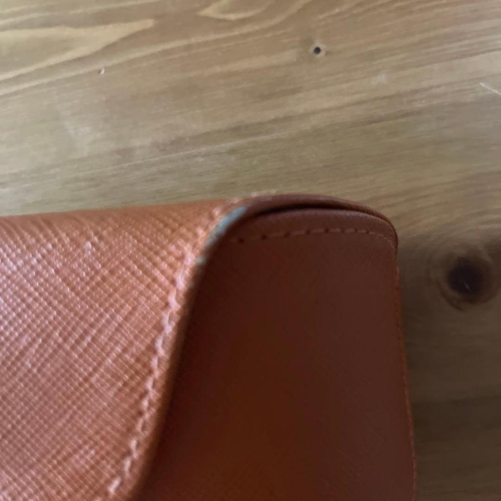 Used Tory Burch Men's Sunglasses and Case