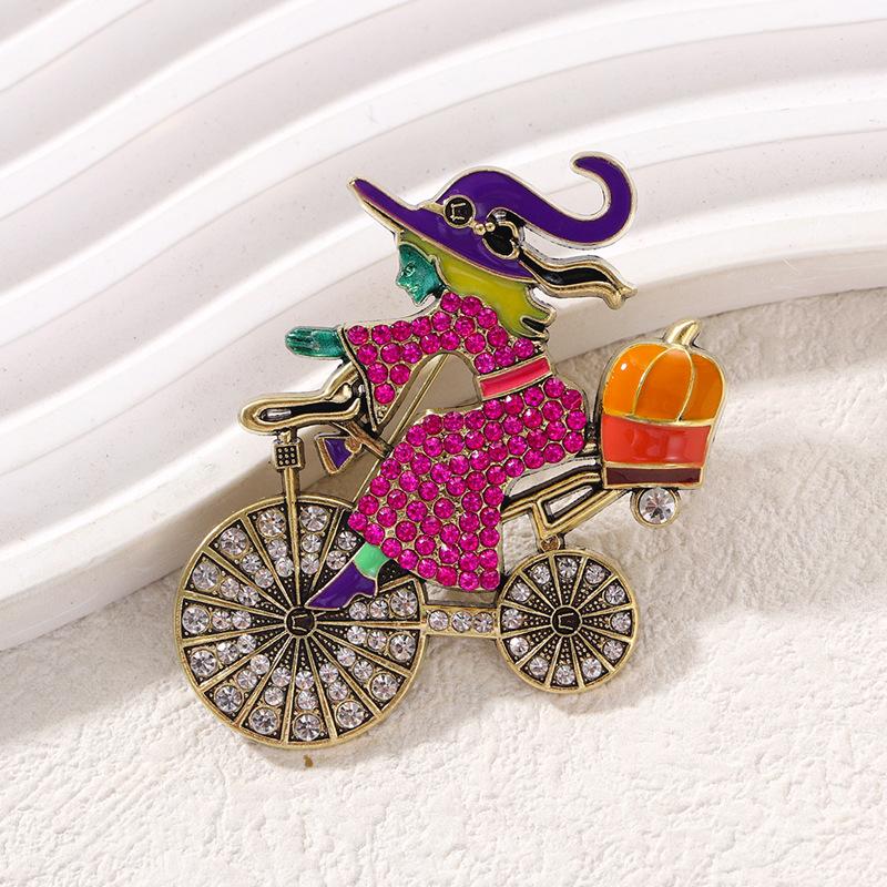 Luxury Big Heavy Flower Skull Brooch Jewelry Retro Ghost Witch Badge Pin For Coat Bag Decor Accessory Halloween Gift