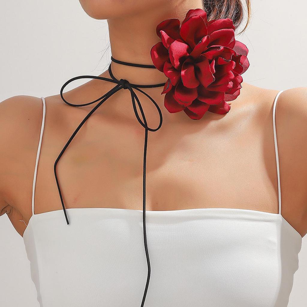 Women's Velvet Flower Choker Necklace: European, American, Korean Style, Handmade, National-Inspired Jewelry