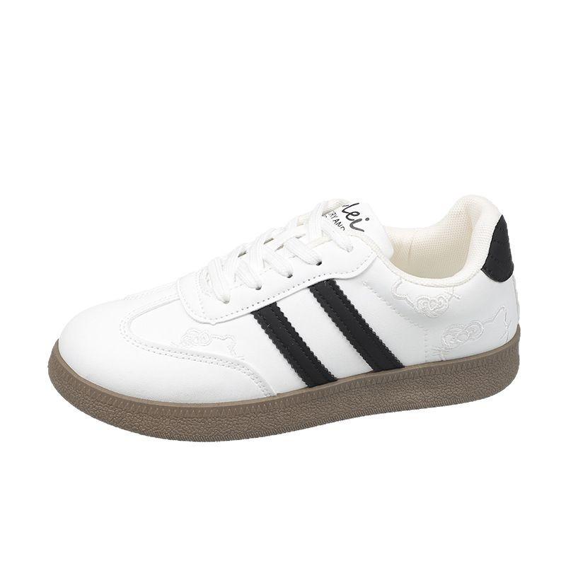 Shoes Women 2025 Spring New Fashion Kitten Design Casual Women's Shoes Student Campus Little White Shoes