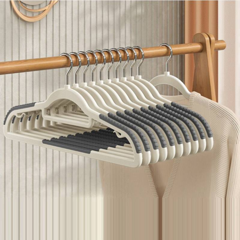 Waterproof Plastic Coat Hangers With Thickened Support And Nonslip Surface For Wardrobe Use
