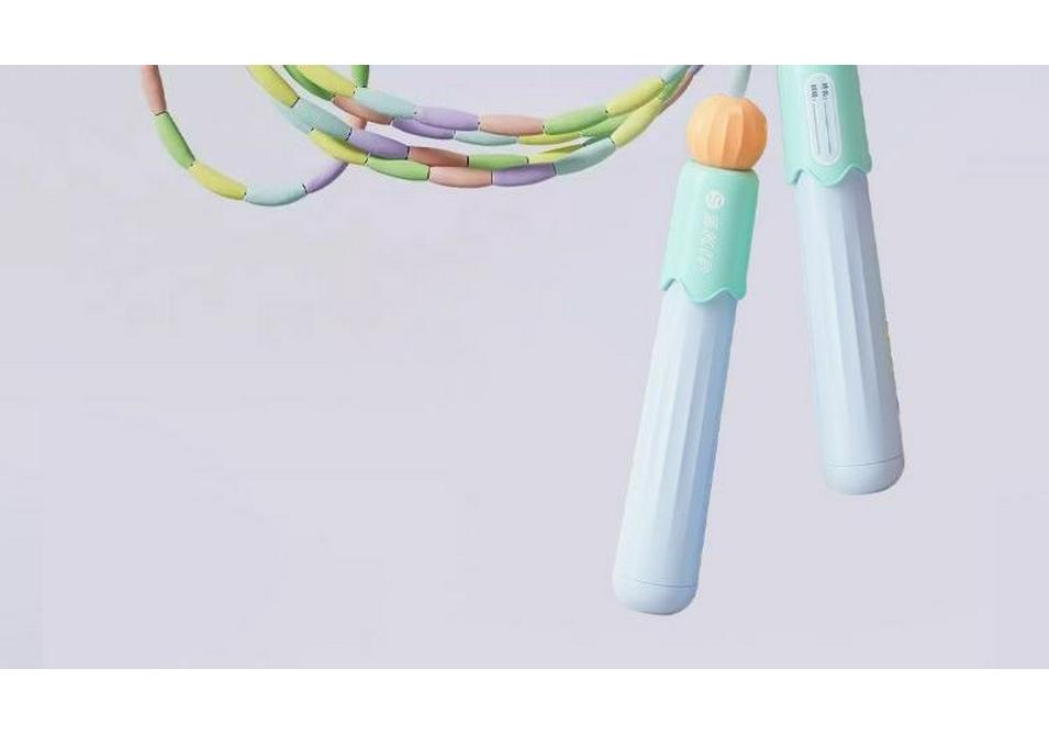Adjustable Bamboo Jump Rope for Kids and Beginners - Ideal for Kindergarten to Middle School Fitness