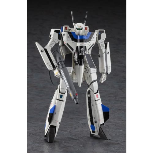 Hasegawa Super Dimension Fortress Macross Do You Remember Love VF-1S Battroid Valkyrie Max 1/72 Scale Plastic Model 65884