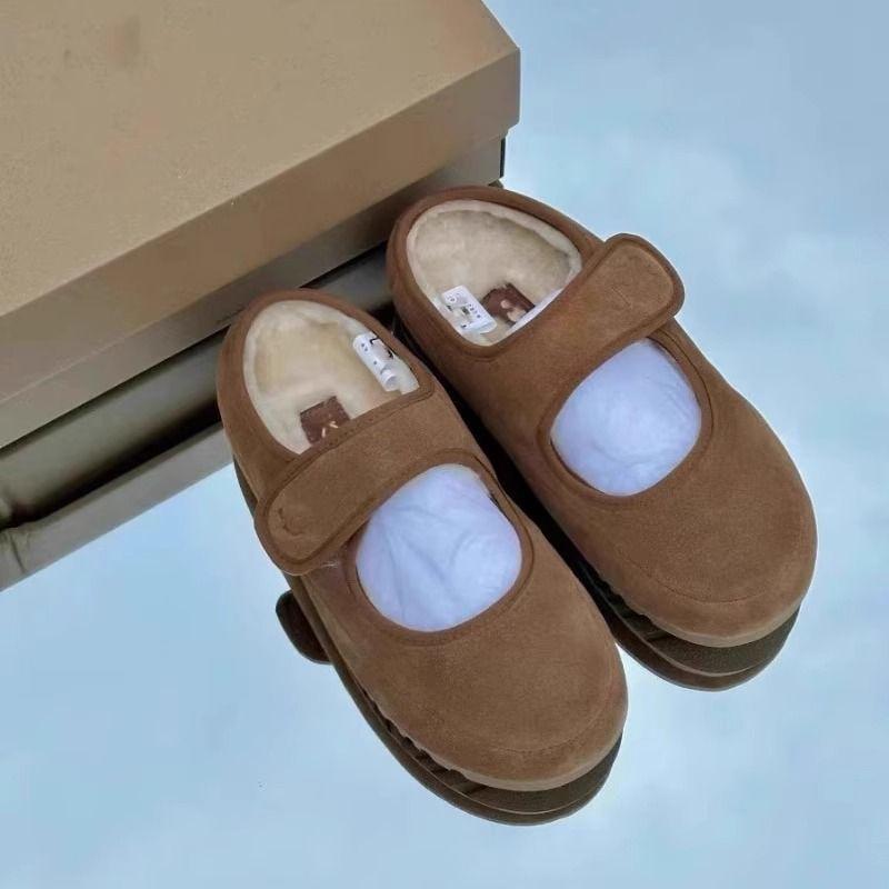 Cute retro fur integrated fluffy beanie shoes women wear warm and velvet flat Mary Jane cotton slippers in winter