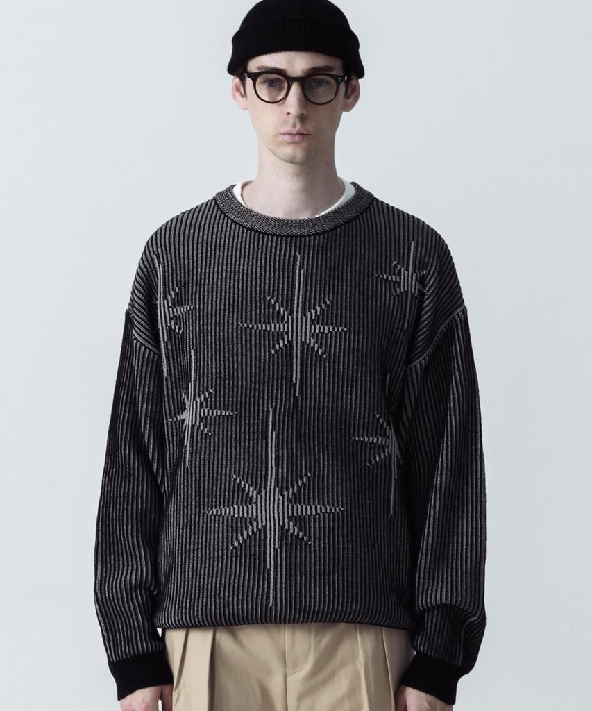 STAGE NAME Two-Tone Winter Stars Round Neck Oversized Knit_Black