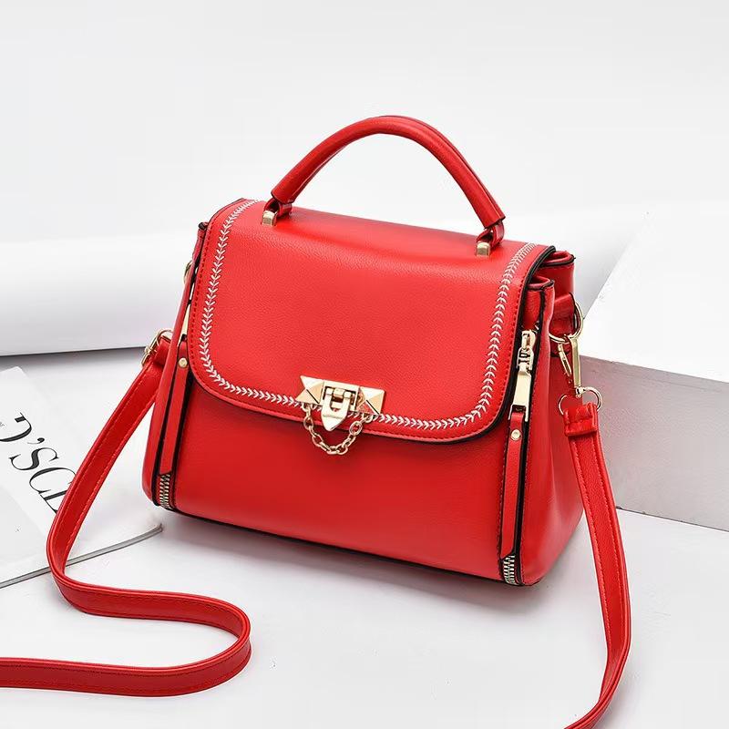 

Small bag summer versatile fairy texture shoulder messenger women bag new Internet celebrity foreign bag 23*9*17 красный
