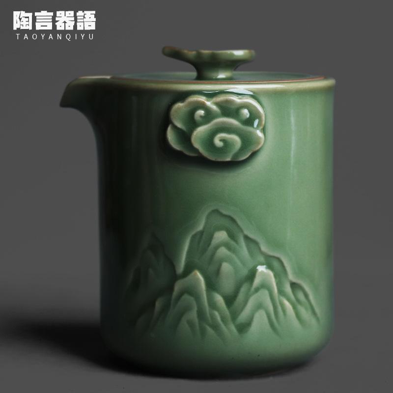 111ML Yue Kiln Relief Mountain Handheld Teapot Handmade Tea Infuser Pot Tea Maker Kettle With Filter Teaset Decoration Craft