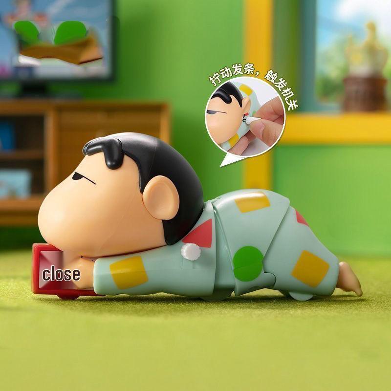 Dynamic Shin-chan Wind-Up Toy: Adorable, Trendy, Movable Figure & Ornament