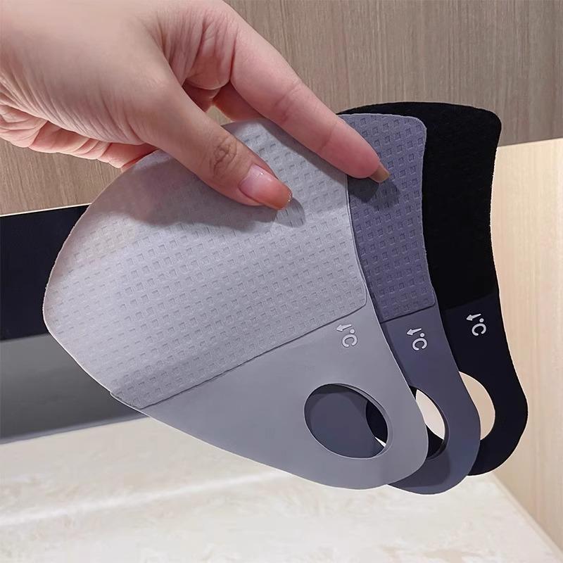 Women's 3D Ice Silk UV Protection Face Mask with Eye Corner Coverage for Summer.