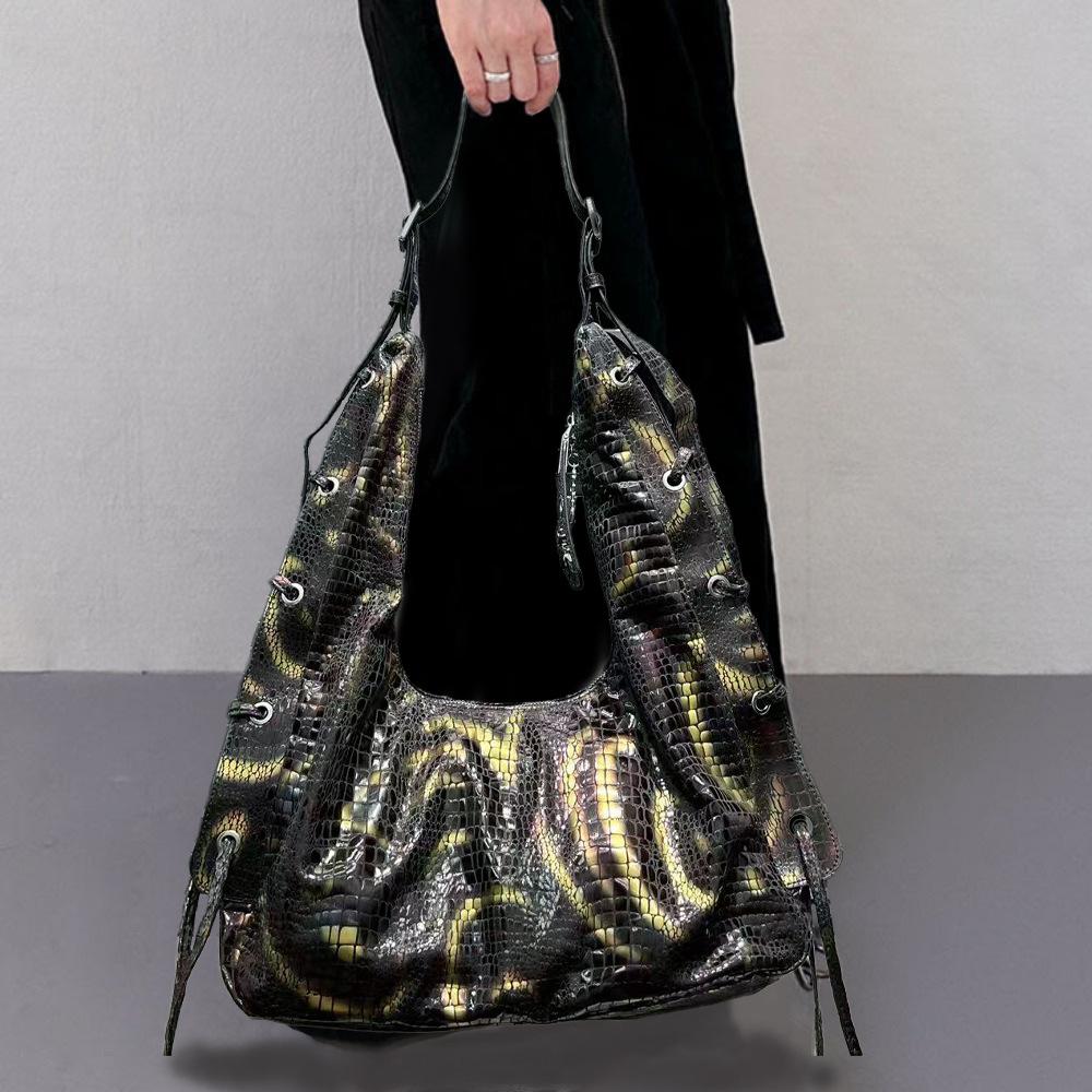 Ladies Niche Trendy Cool Crocodile Pattern Shoulder Bag Personalized Gorgeous Street Oblique Span Bag