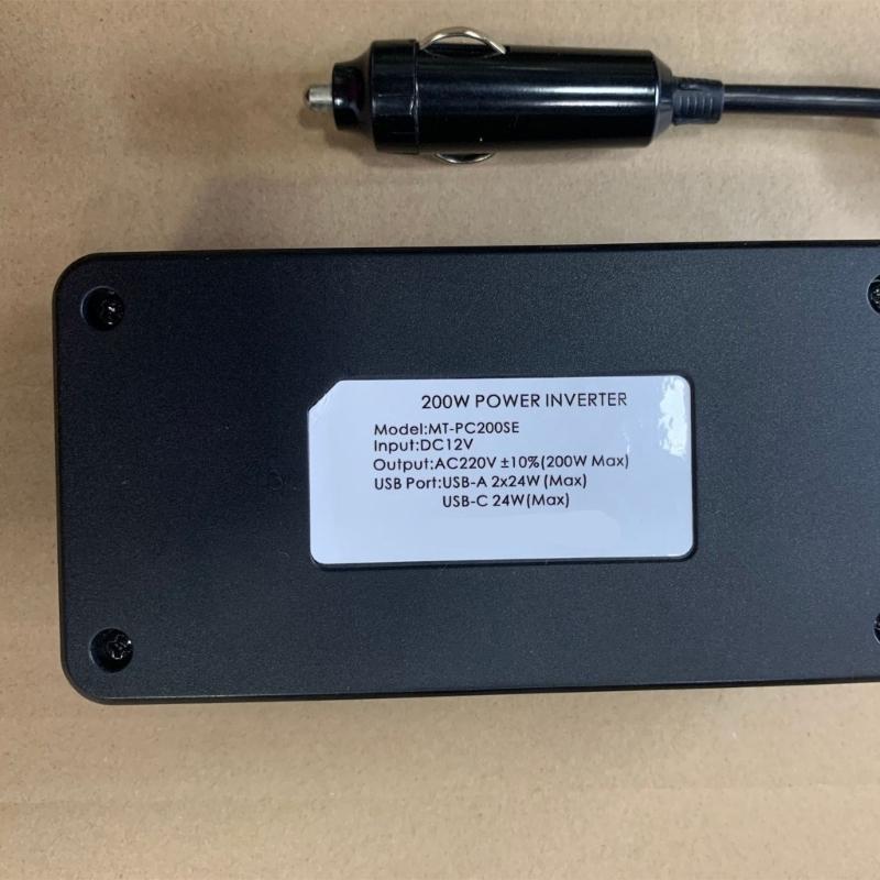 Compact 200W Car Chargers Inverter With Voltage Monitor And Fast Charging USB C Outlet Car Power Inverter for Charging