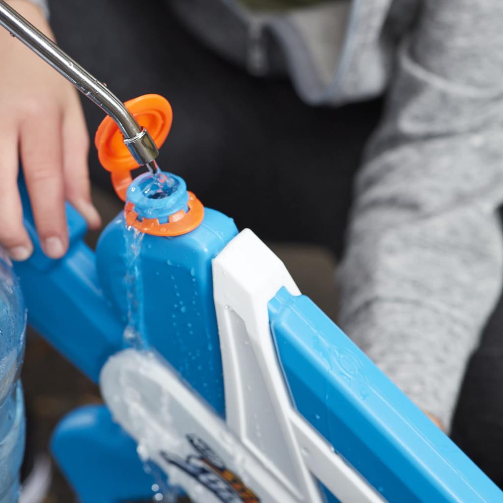 Hasbro Nerf Super Soaker Twister Water Blaster, 1094 mL Tank Capacity, Two Twister Water Jets, Pump-action Water Gun, Water Play Toy for Kids and