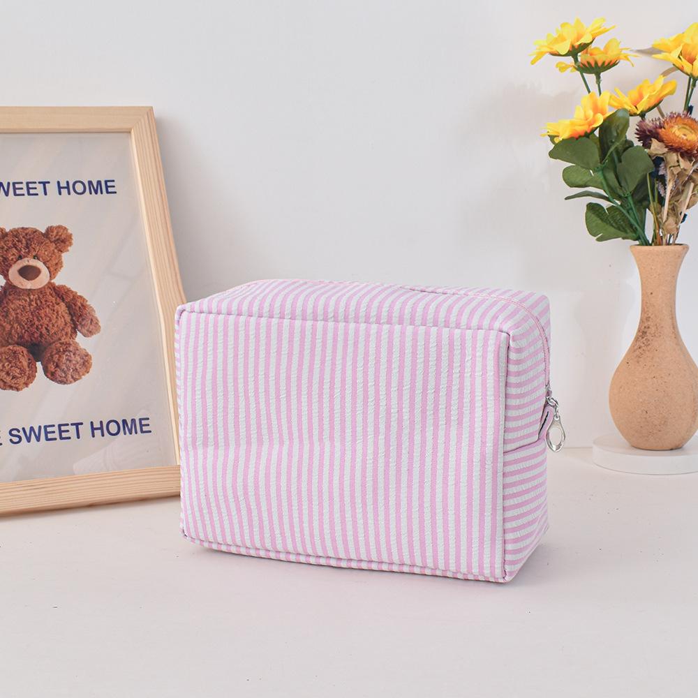 Personalized Cosmetic Bag Monogrammed Toiletry Bag Bridal Gift Bridesmaid Proposal Gift Bridesmaid Makeup Bag Cosmetic Pouch