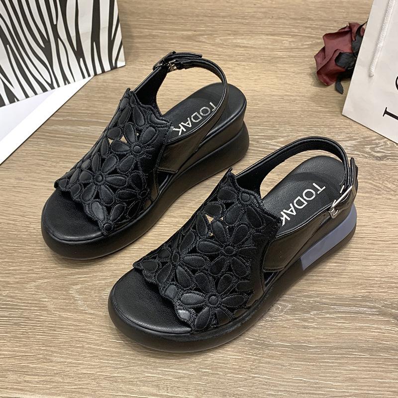 New Korean Version Sports Sandals Women's Outer Wear Summer One-word Buckle Belt Women's Shoes Casual Muffin Soft-soled Sandals Women's