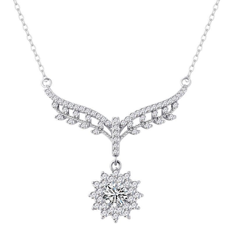 Exquisite Sunflower Moissanite Fishtail Pendant Necklace, S925 Sterling Silver, Fashionable Women s Chain 925 Silver