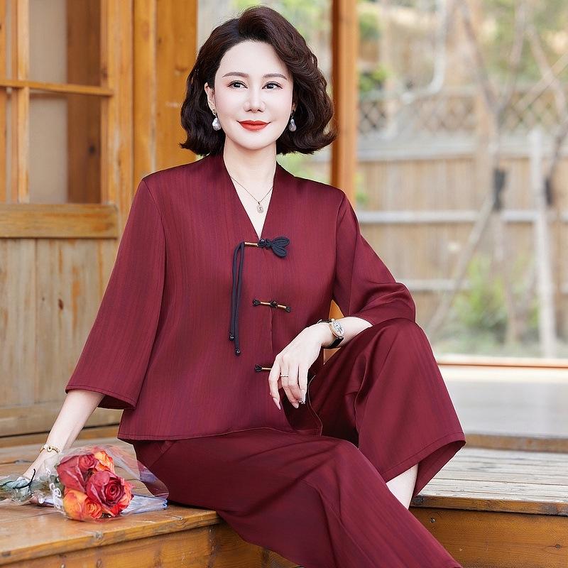 

Chic Summer Chinese-Style Set: Elegant Top & Wide-Leg Pants for Middle-Aged and Elderly Women XL (suggested 40-48 kg)