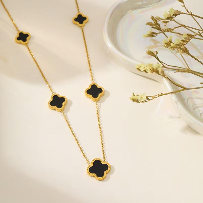 Stainless Steel Clover Necklace with Five Flowers and Four Leaves, Waterproof, Sweat Proof, High-end and Non Fading Jewelry