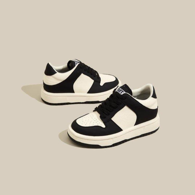 Printemps Nouvelle Couleur Assortie Lacets Bout Rond Chaussures Fines Femmes Cuir Rétro Loisirs Sports Augmentation de Hauteur Intérieure Chaussures de Planche Femmes