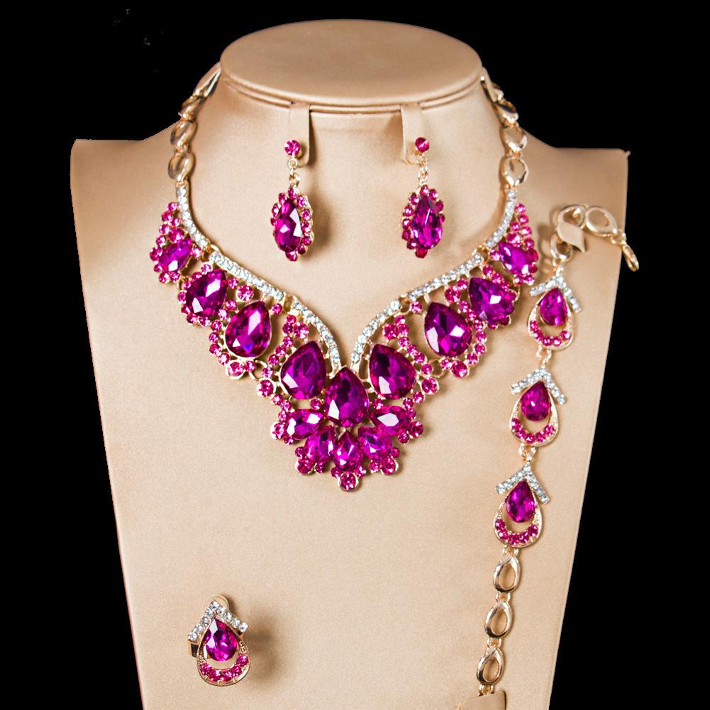 

Комплект из четырех украшений, модное ожерелье с драгоценными камнями, комплект серег, женская цепочка на ключицу, платье, аксессуары для банкета. розы красного
