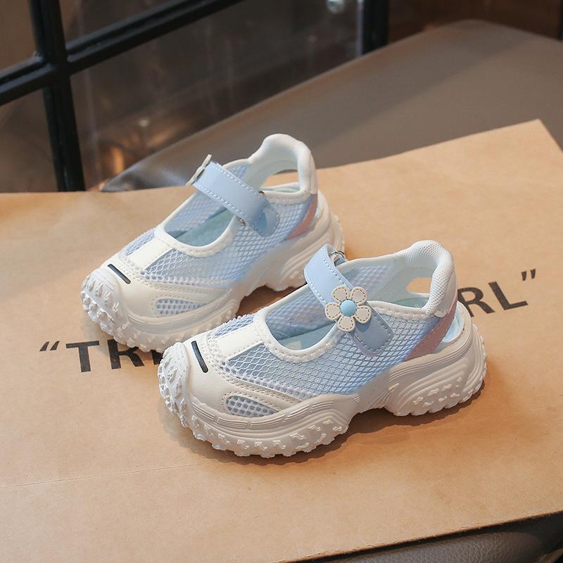 Children's Cool Summer Shoes New Summer Girls Shoes Bag Head Soft Sole Beach Shoes Fashion Girls Sports Sandals