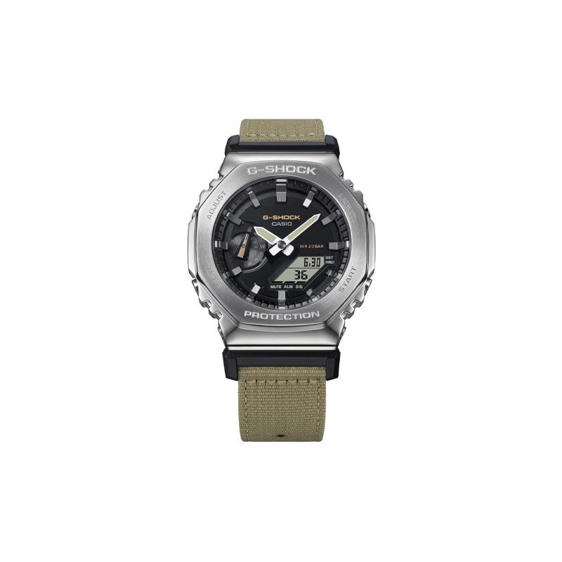 

Casio 200 meters waterproof, quartz movement, fabric strap, Japanese and Korean watch, same style for men and women, black dial GM-2100C-5APRT чорний