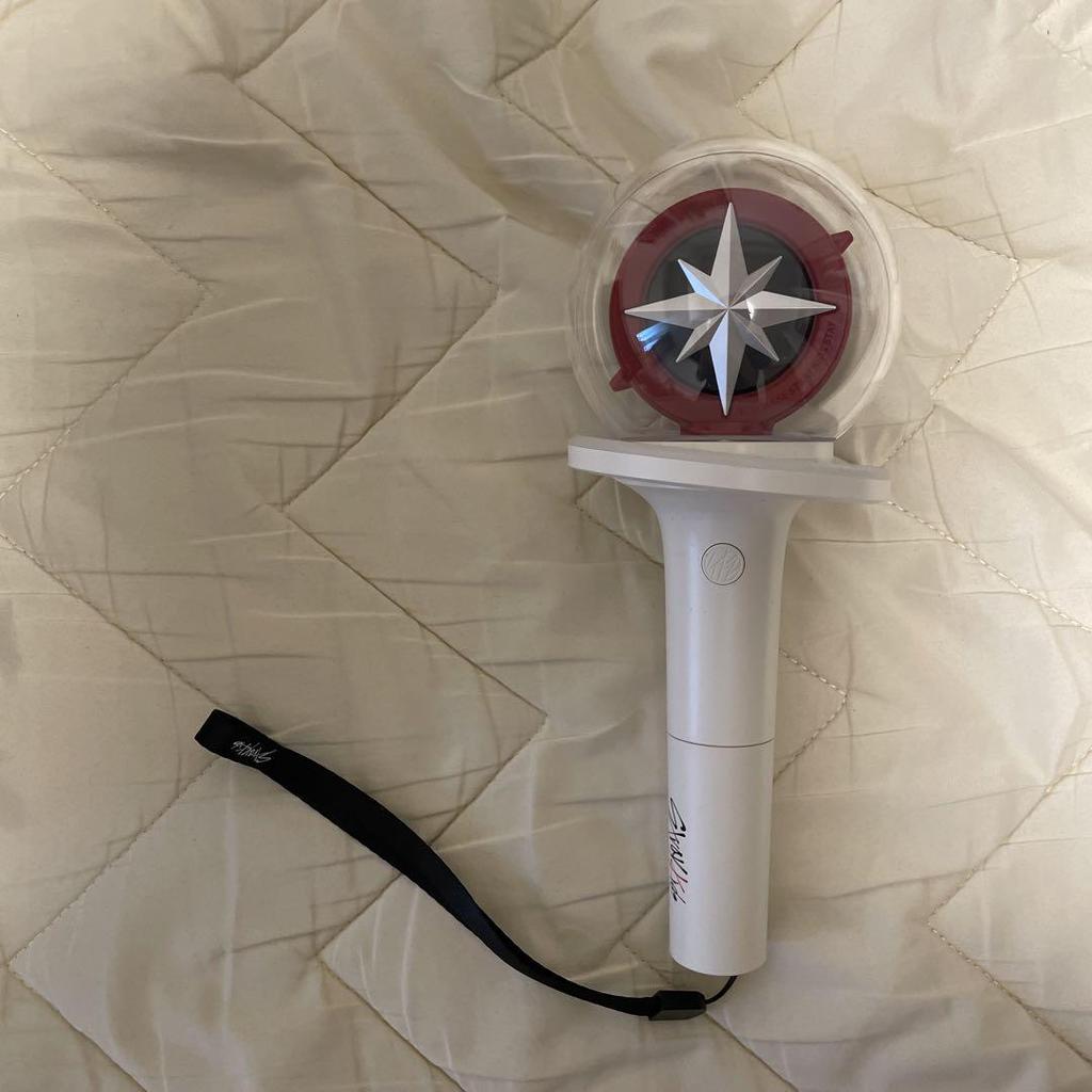 [USED] Stray Kids OFFICIAL LIGHTSTICK ver.2 Official Lightstick