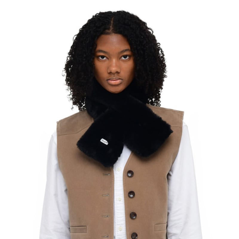 

Velsey Fake Fur Solid Muffler [BLACK] BLACK