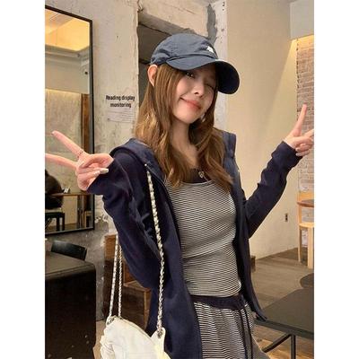 Tops – Camisolas e sweatshirts