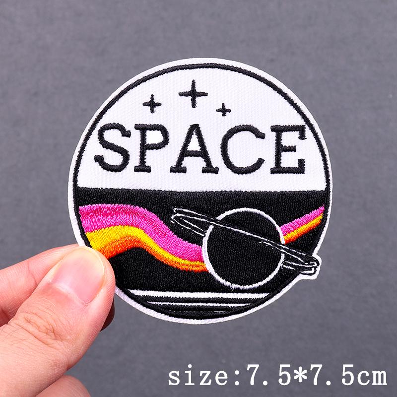 Skull Punk Patch Iron On Patches For Clothing Hip Hop Animal Embroidered Patches On Clothes Stripe Badge Embroidery Patch Decor