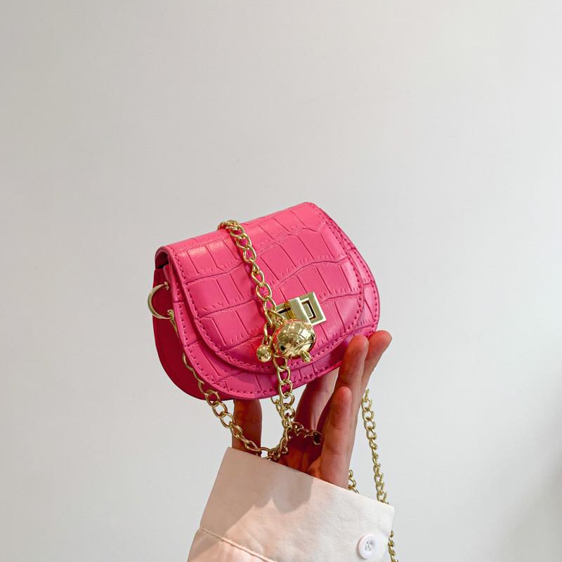 Fashionable Autumn Mini Bag For Women Chic Saddle Shape With Chain Strap