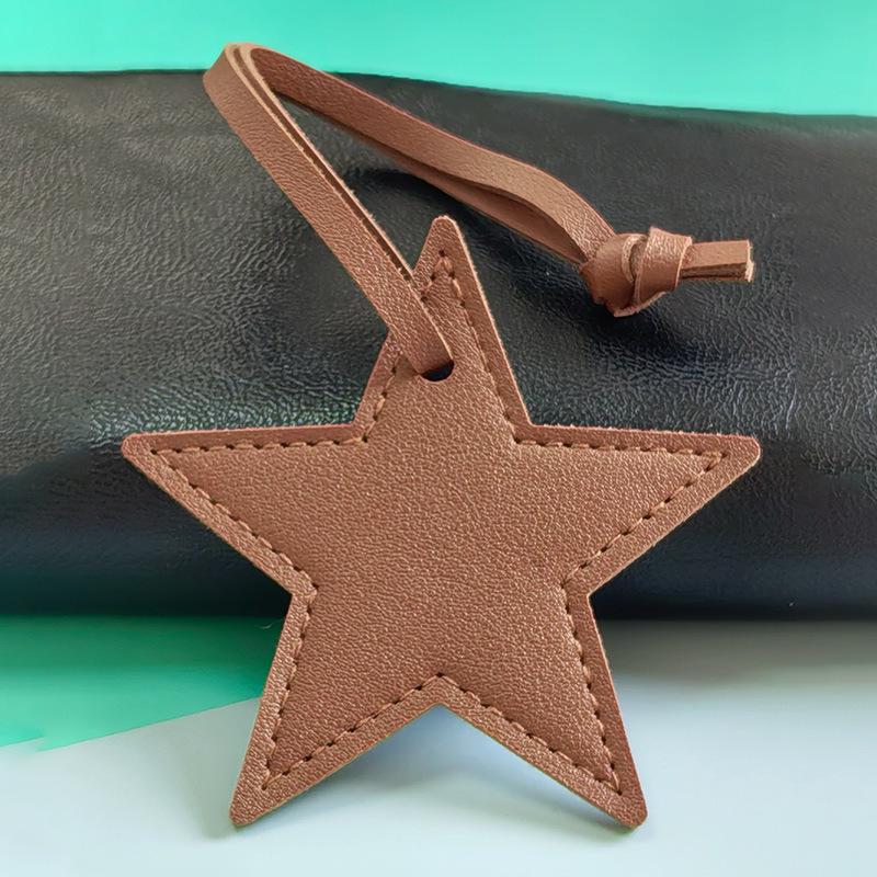 

Подвеска-пентаграмма из ПУ: Простой кожаный брелок-шарм в виде звезды