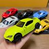 1:43 Diecast-Legierung Automodell Metall Pull Back Simulation Auto Toy Boy Sportwagen Ornament mit zum Öffnen der Tür Spielzeug für Kinder