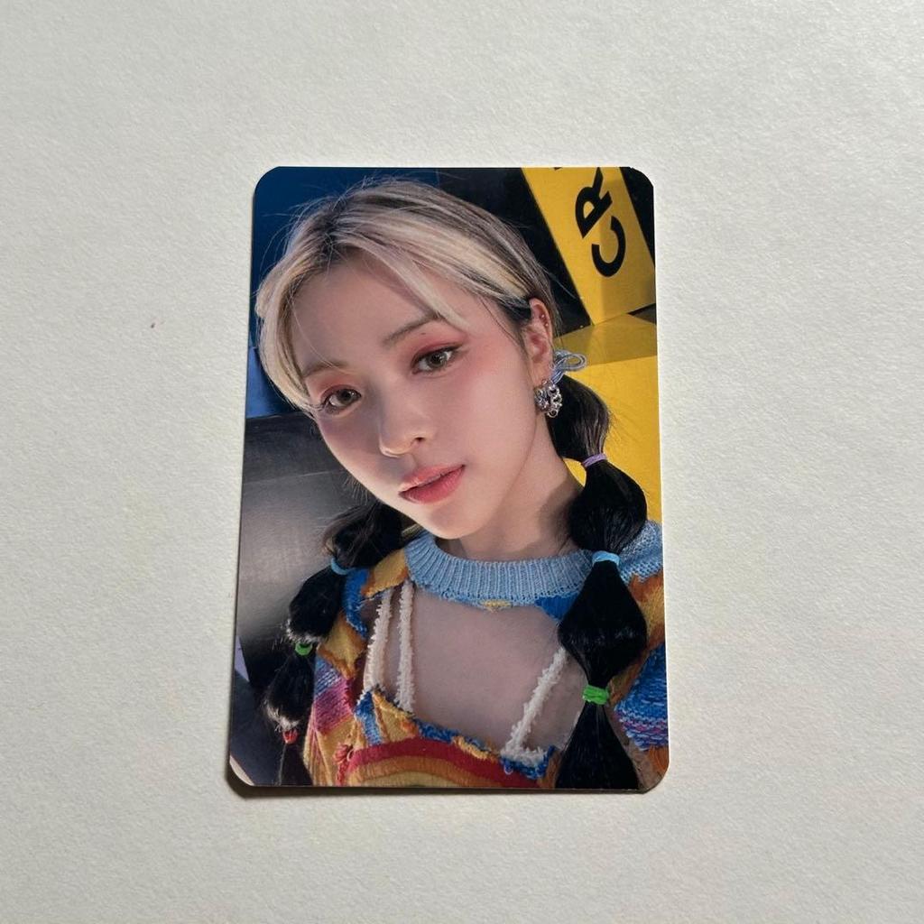 [USED] ITZY Crazy in Love Ryujin Soundwave Trading Card